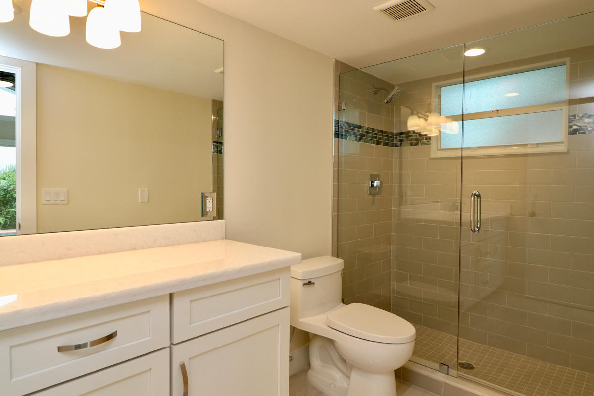 106 Sunfish Lane Jupiter, FL 33477 - Photo 24 of 43 2nd Master Bath