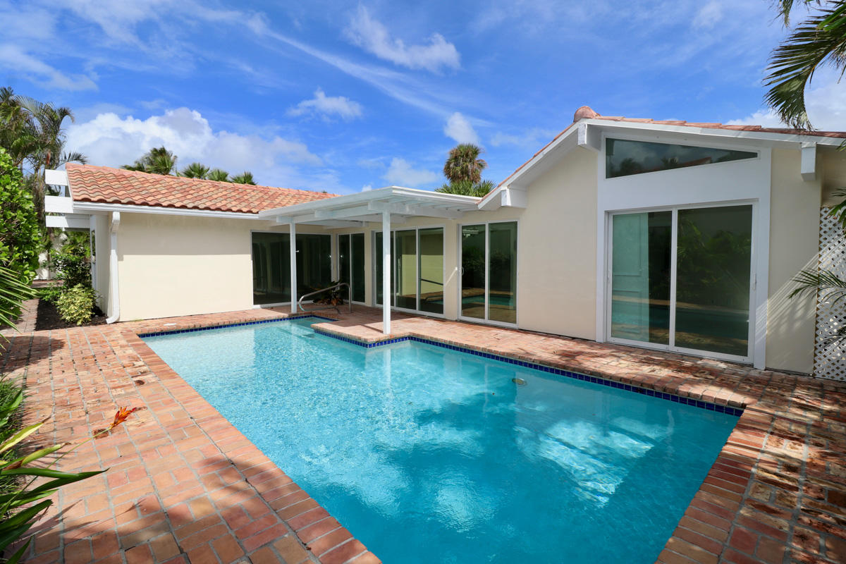 106 Sunfish Lane Jupiter, FL 33477 - Photo 29 of 43 patio/pool