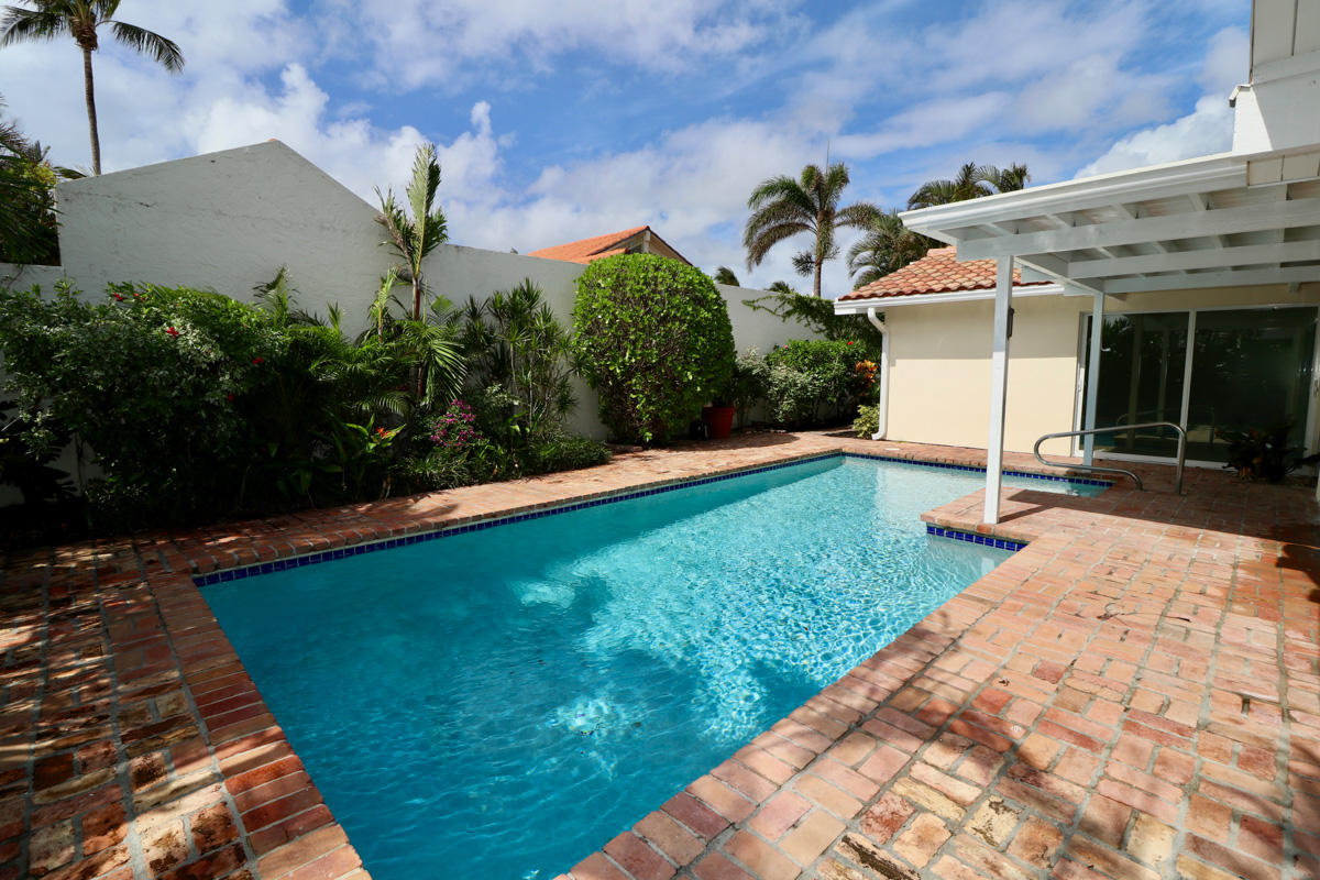 106 Sunfish Lane Jupiter, FL 33477 - Photo 31 of 43 patio/pool