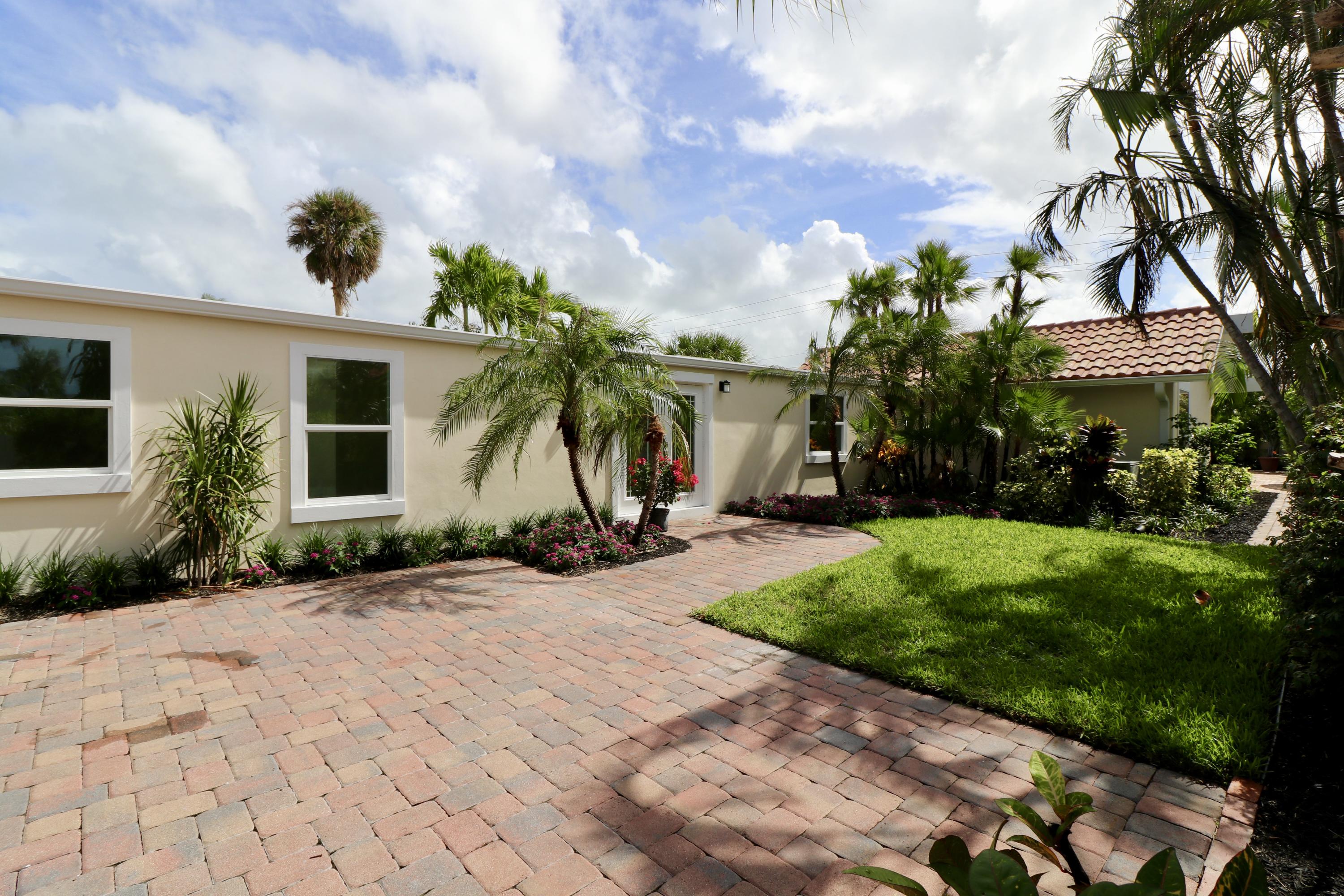 106 Sunfish Lane Jupiter, FL 33477 - Photo 42 of 43 Courtyard