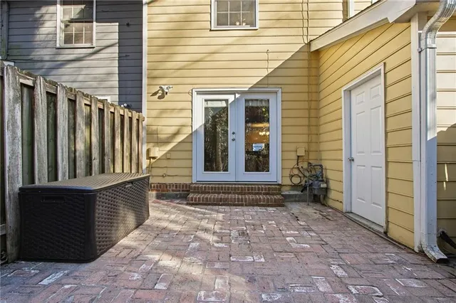 a view of a house with backyard of the house