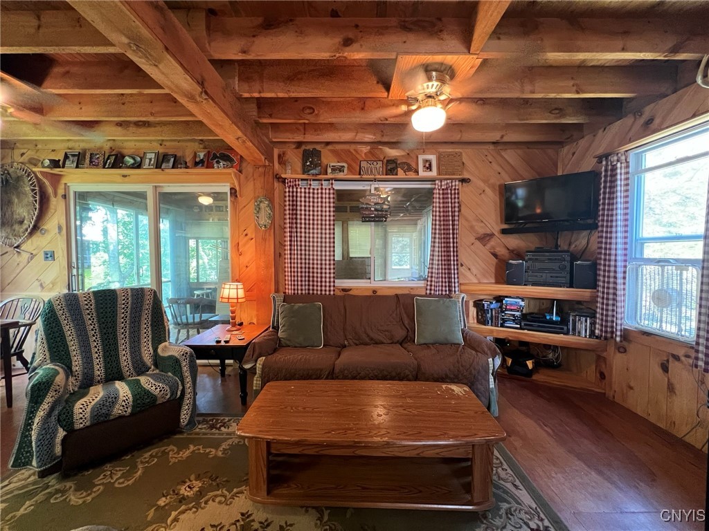 263 Mitchell Road Macomb, NY 13654 - Photo 15 of 48 Sitting area