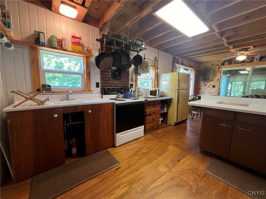 263 Mitchell Road Macomb, NY 13654 - Photo 25 of 48 Kitchen