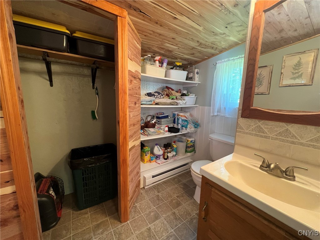 263 Mitchell Road Macomb, NY 13654 - Photo 30 of 48 Full bathroom