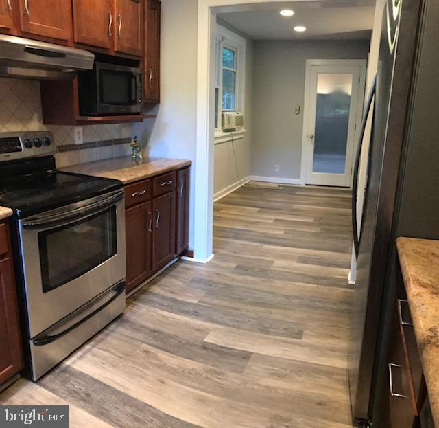 1096 Broadview Road Wayne, PA 19087 - Photo 5 of 26