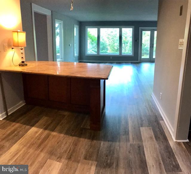 1096 Broadview Road Wayne, PA 19087 - Photo 7 of 26 Breakfast Island