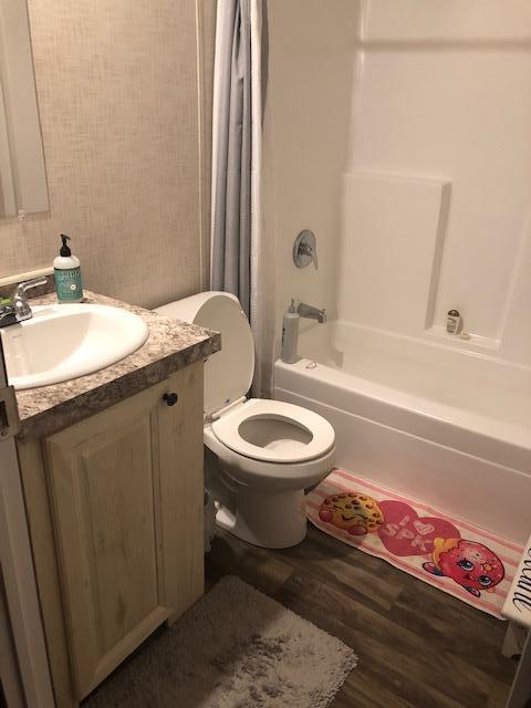 1561 Airport Road Moneta, VA 24121 - Photo 8 of 11 Bathroom 2