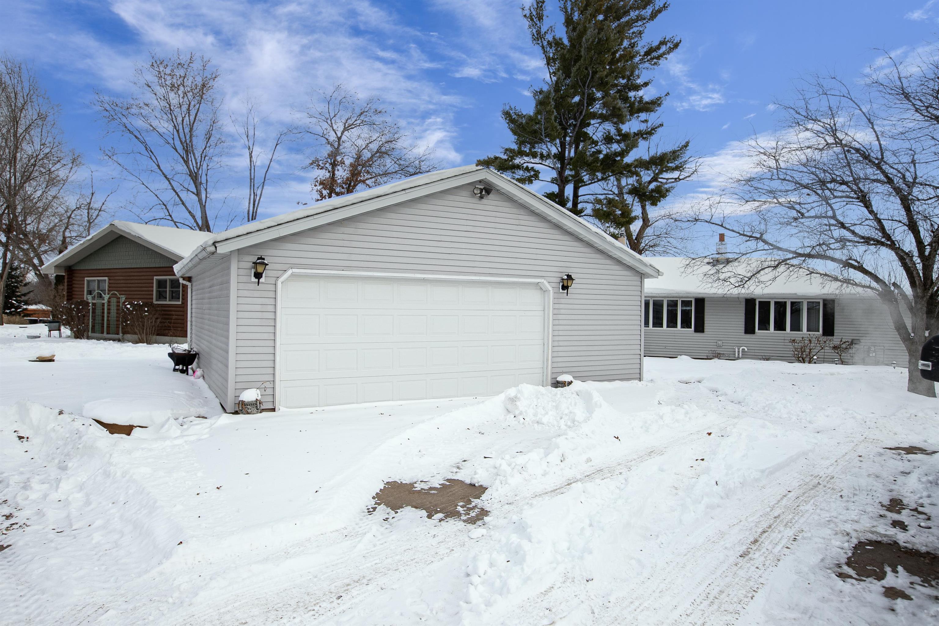 E7345 Welch Road Fremont, WI 54940 - Photo 22 of 36