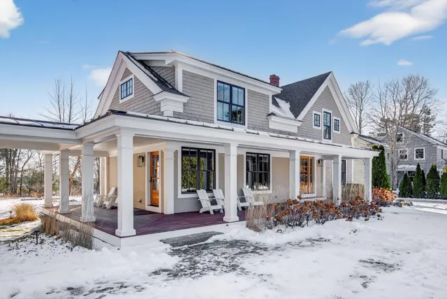 $1,895,000 | 263 Foreside Road, Falmouth, ME 04105