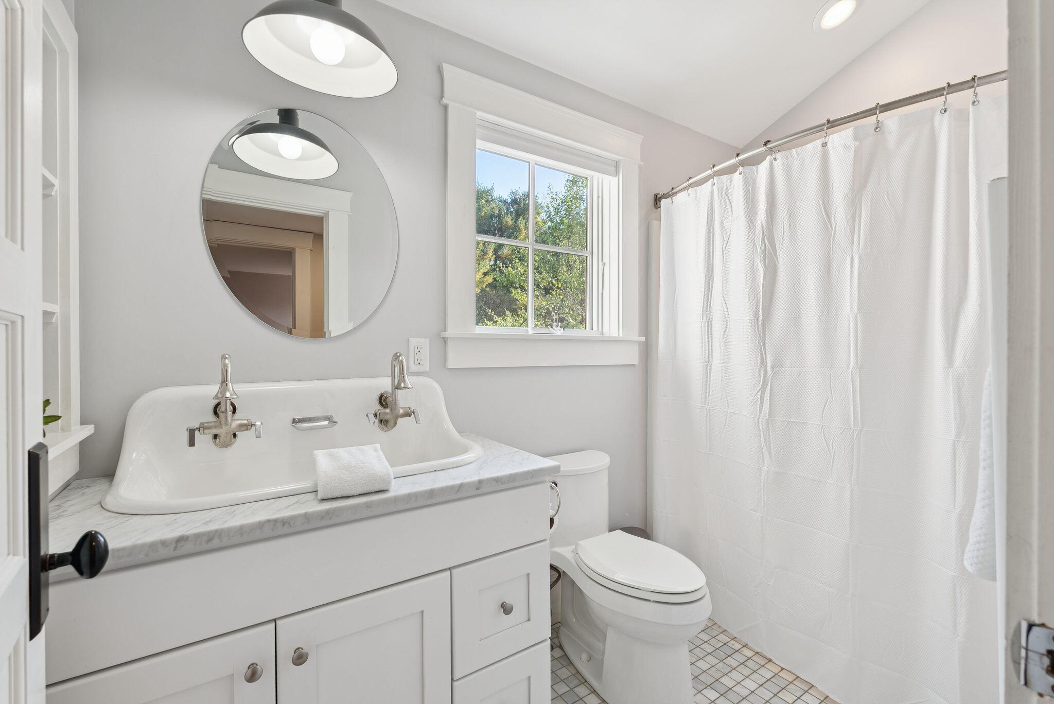 263 Foreside Road Falmouth, ME 04105 - Photo 25 of 44 263 Foreside Rd