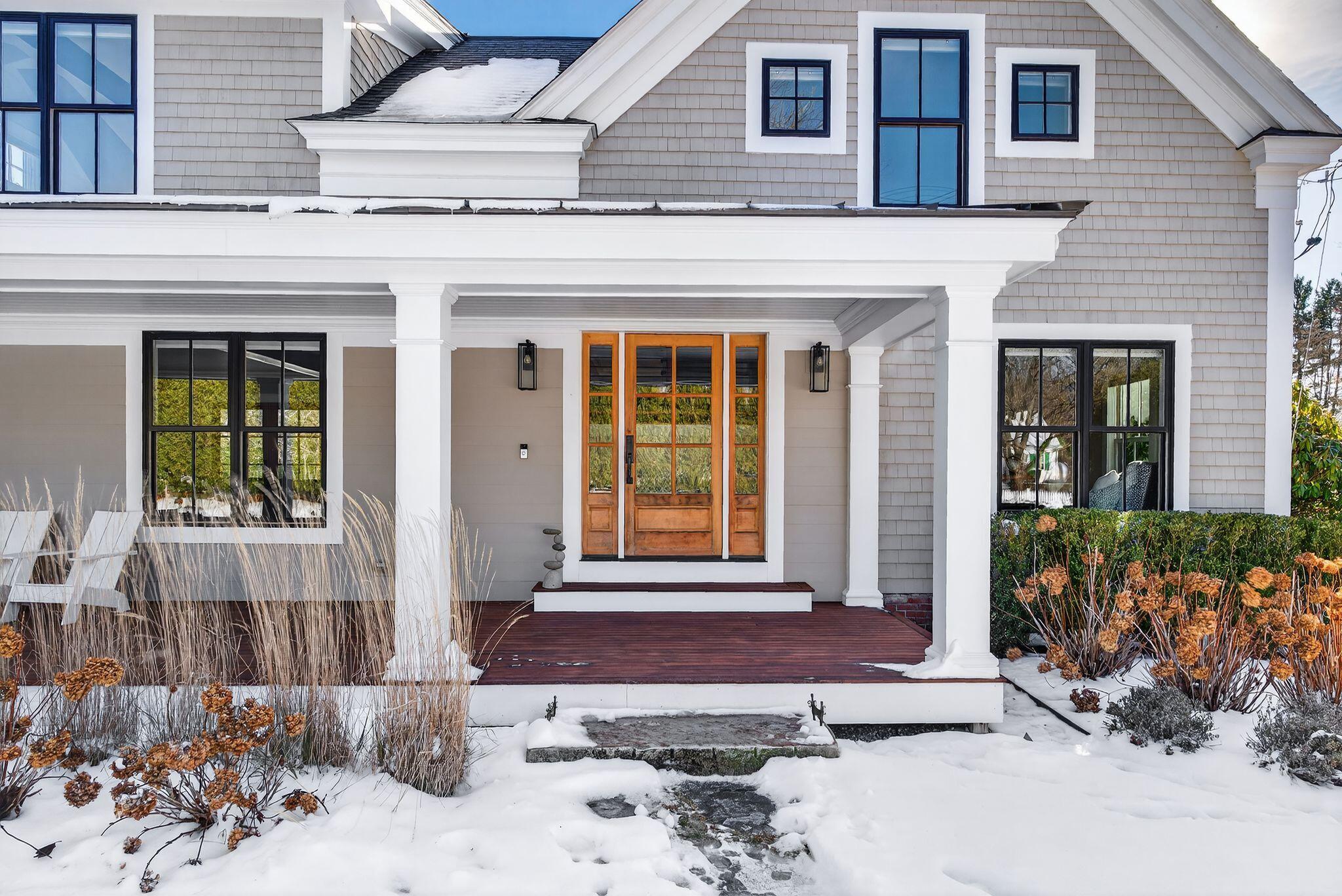 263 Foreside Road Falmouth, ME 04105 - Photo 3 of 44 7_DSC06569