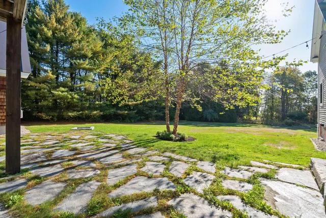 $1,895,000 | 263 Foreside Road, Falmouth, ME 04105