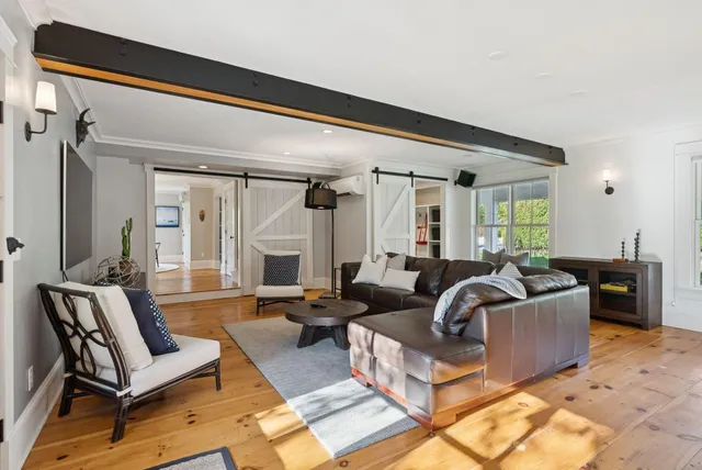 $1,895,000 | 263 Foreside Road, Falmouth, ME 04105