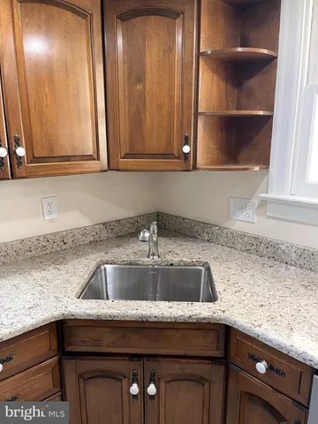 $1,950 | 27 West High Street, Hummelstown, PA 17036