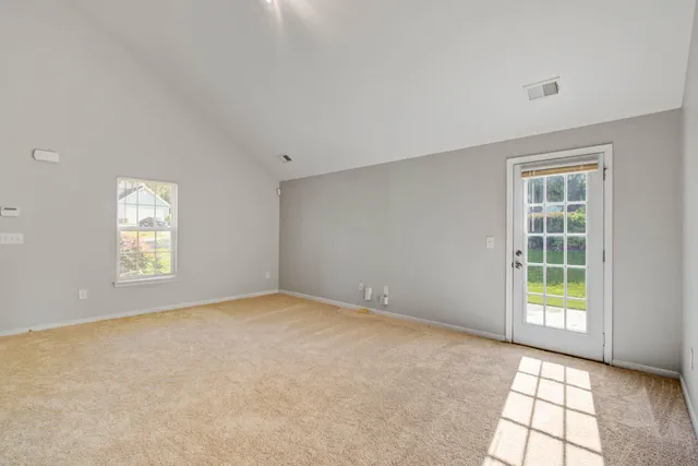 $1,995 | 306 Huntington Court, Hanahan, SC 29410