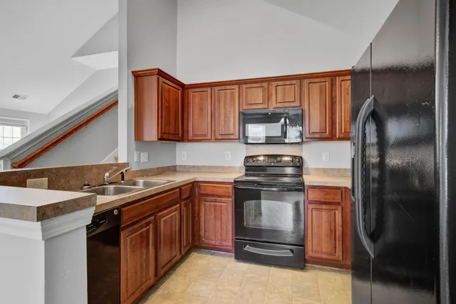 $1,995 | 306 Huntington Court, Hanahan, SC 29410