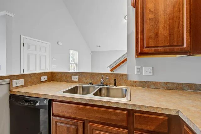 $1,995 | 306 Huntington Court, Hanahan, SC 29410