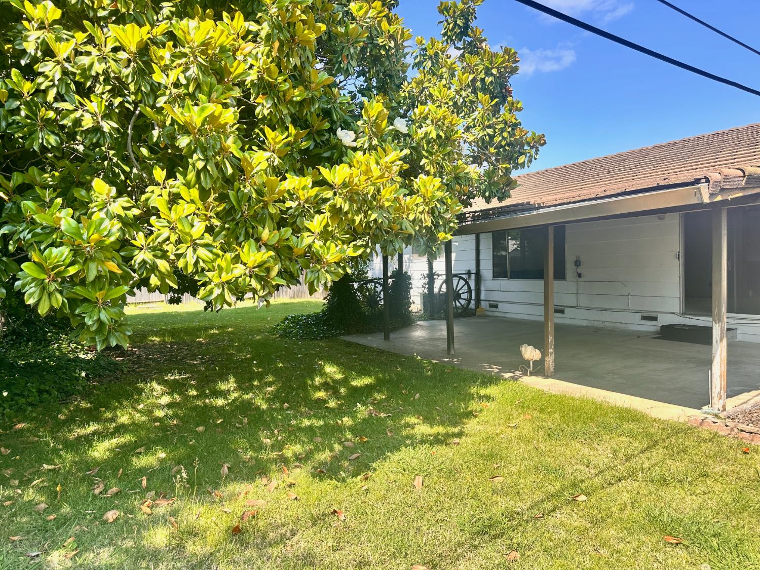 3207 Terry Way Carmichael, CA 95608 - Photo 34 of 36 a view of yard with swimming pool