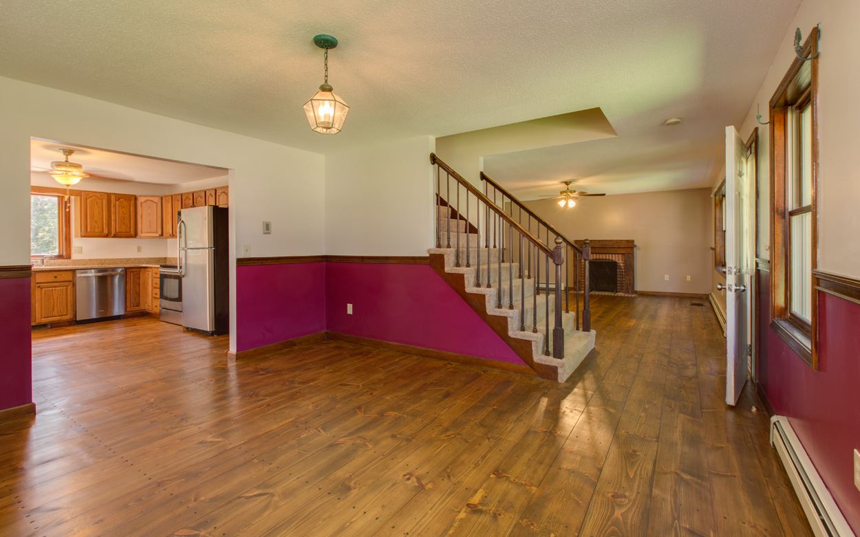 17 Plower Road Pelham, NH 03076 - Photo 11 of 31 Gallery Image 11