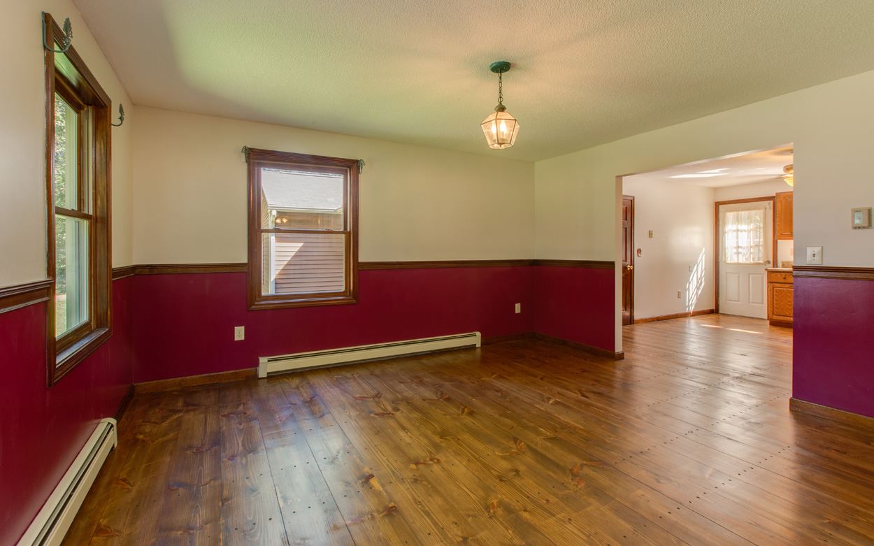 17 Plower Road Pelham, NH 03076 - Photo 12 of 31 Gallery Image 12