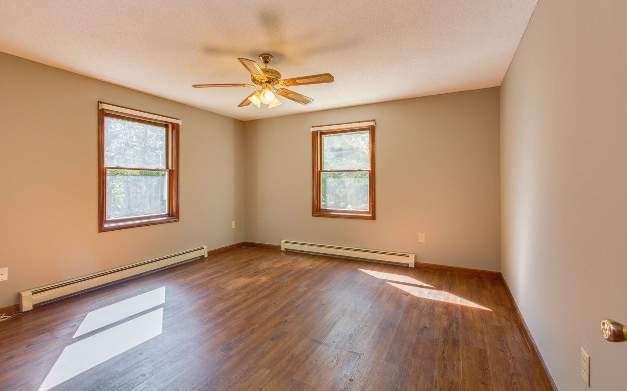 17 Plower Road Pelham, NH 03076 - Photo 19 of 31 Gallery Image 19
