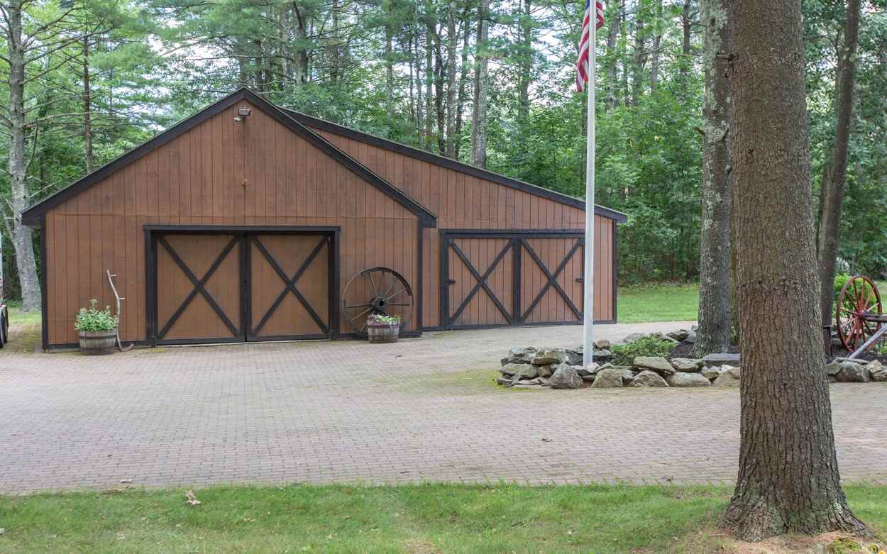 17 Plower Road Pelham, NH 03076 - Photo 3 of 31 Gallery Image 3