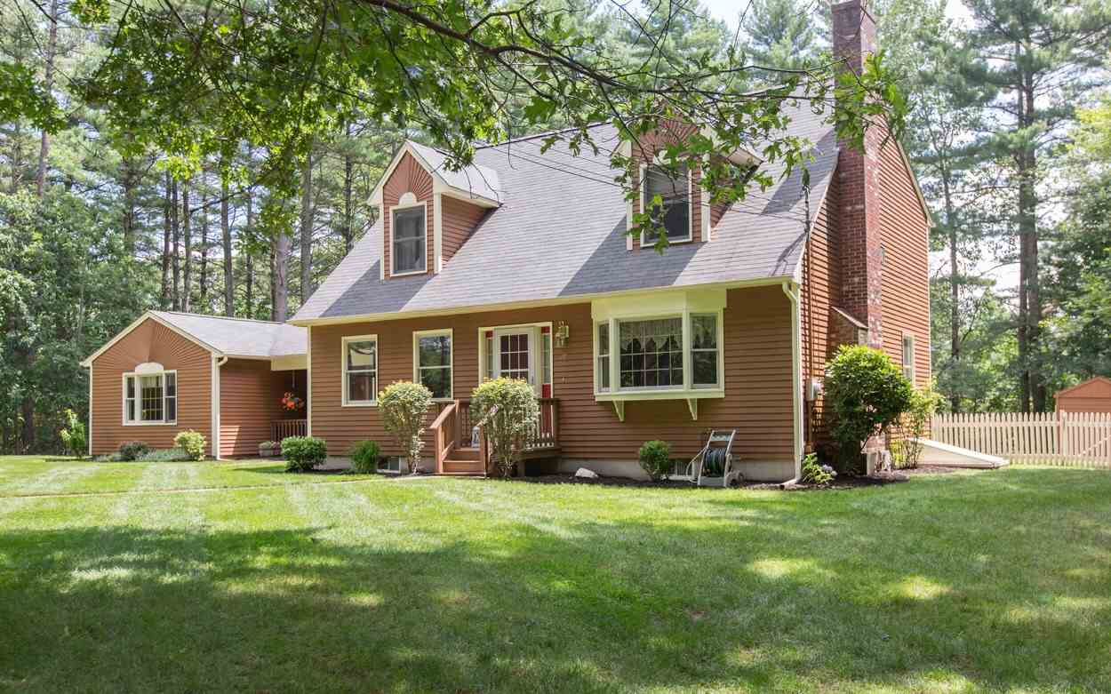 17 Plower Road Pelham, NH 03076 - Photo 5 of 31 Gallery Image 5