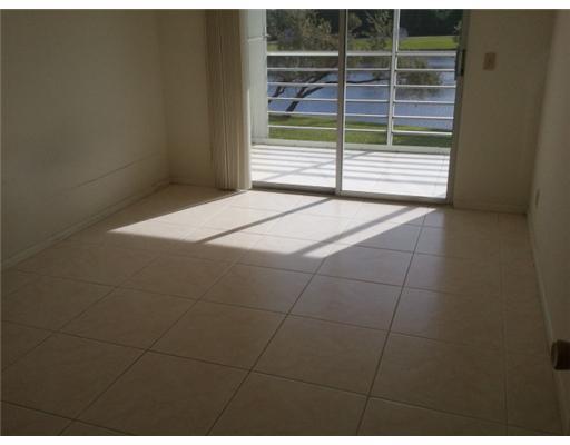 2041 Hythe A, Unit 2041 Boca Raton, FL 33434 - Photo 3 of 9 Additional Photo