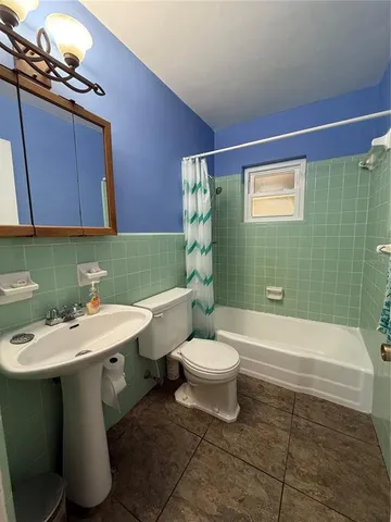 $1,700 | 514 Land-O-Lakes Court, Deland, FL 32724