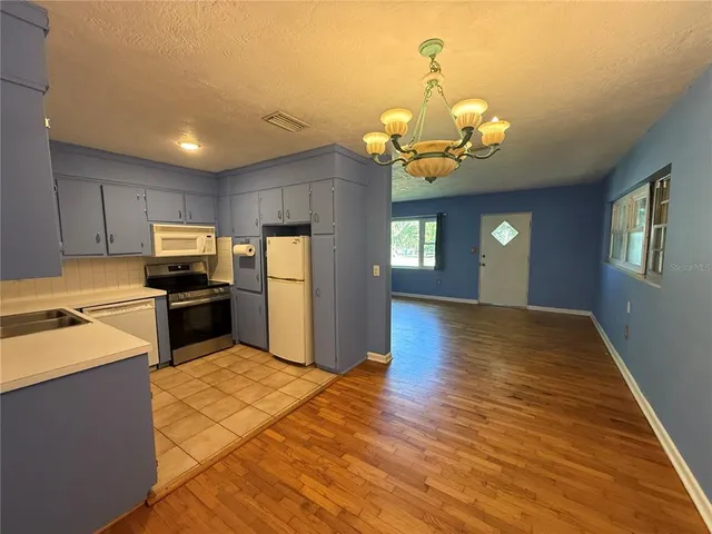 $1,700 | 514 Land-O-Lakes Court, Deland, FL 32724