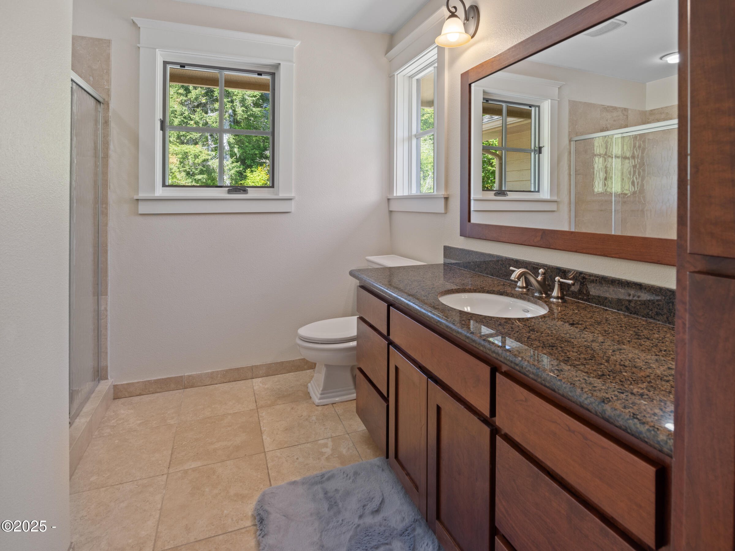 245 Olalla Road Toledo, OR 97391 - Photo 23 of 47 Bathroom 2