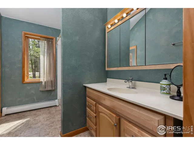 $675,000 | 48 Warren Road, Black Hawk, CO 80422