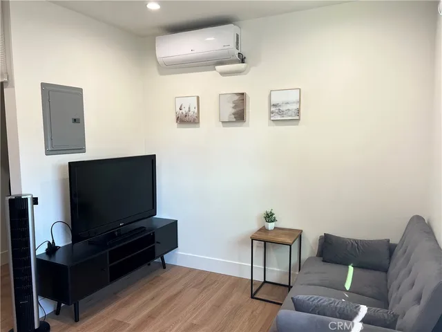 $2,690 | 3593 Thor Avenue, Los Alamitos, CA 90720