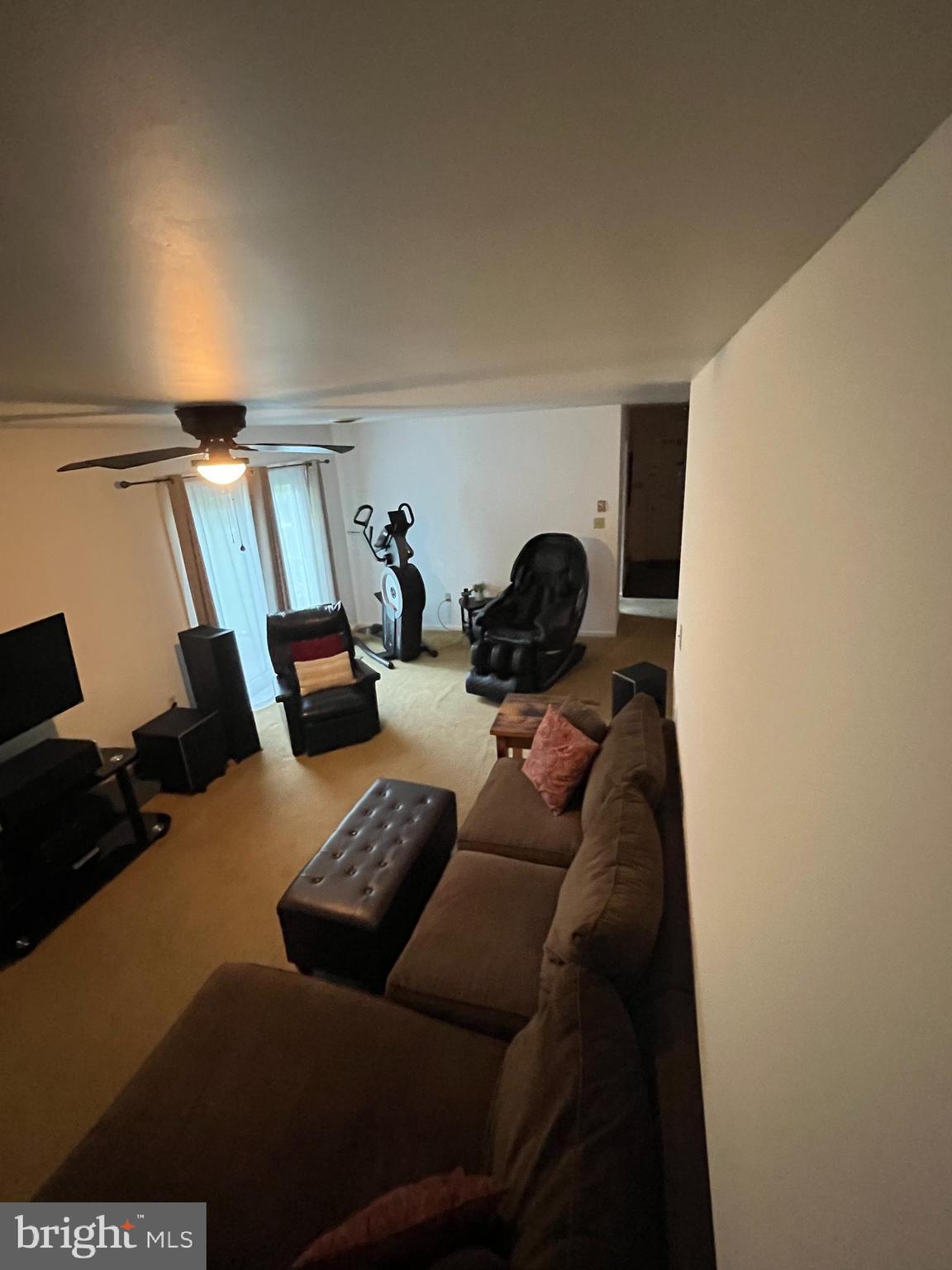 41 Winding Way Lititz, PA 17543 - Photo 3 of 12