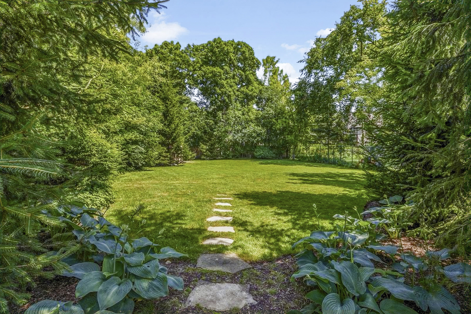 110 East Sheridan Road Lake Bluff, IL 60044 - Photo 34 of 44