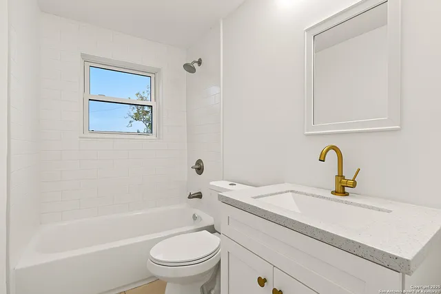 a view of a big room with wooden floor