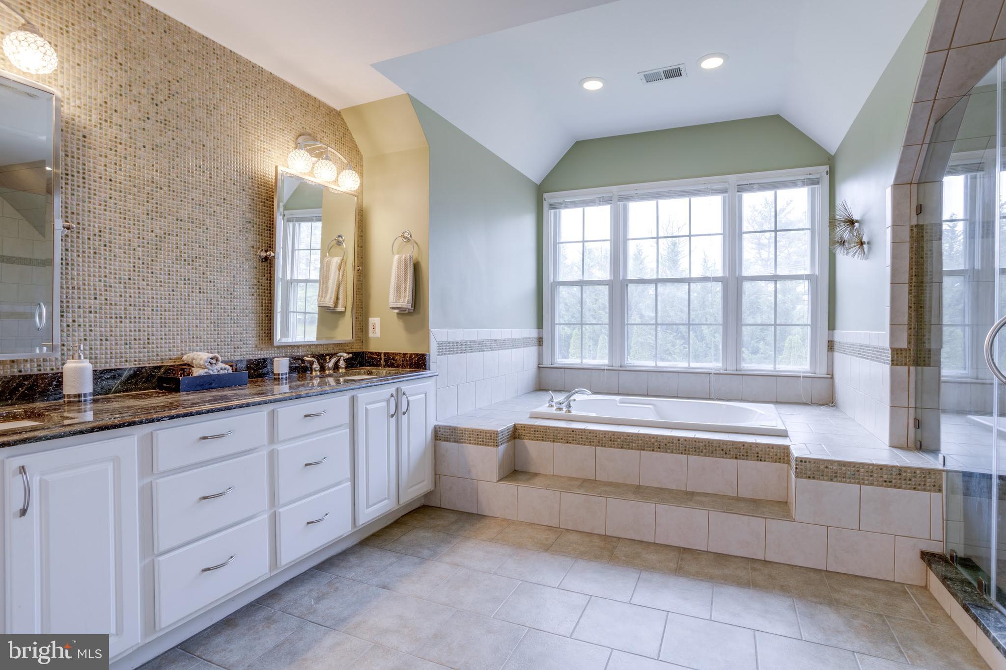 5193 Ox Road Fairfax, VA 22032 - Photo 36 of 63