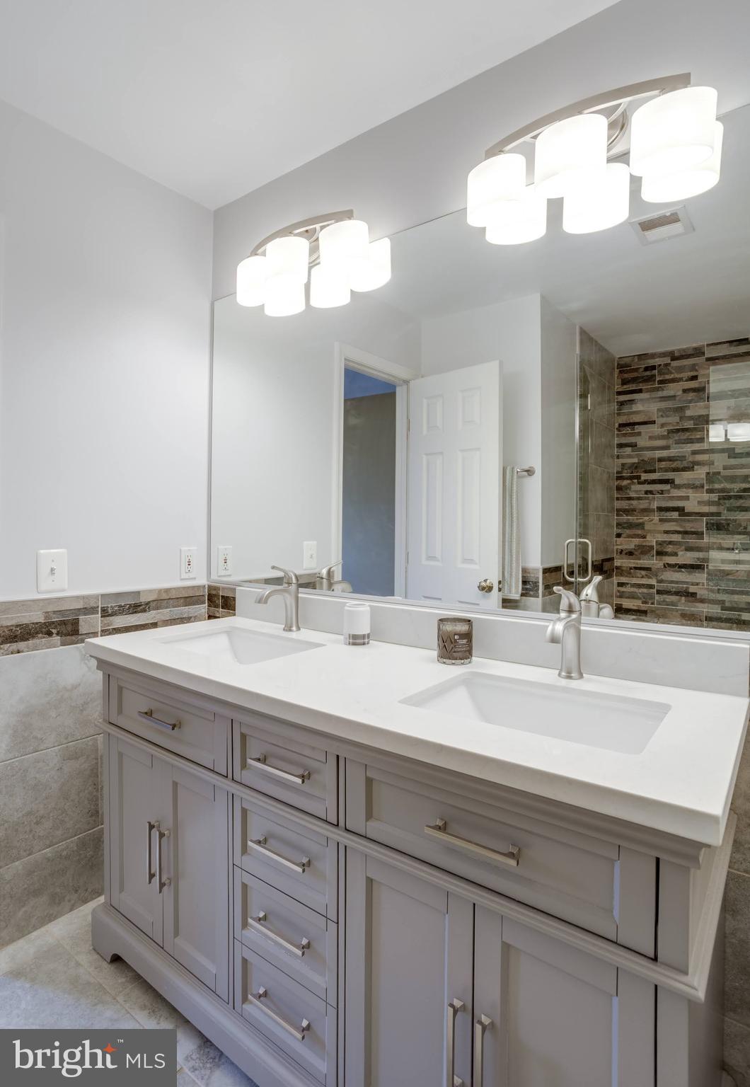 5193 Ox Road Fairfax, VA 22032 - Photo 40 of 63