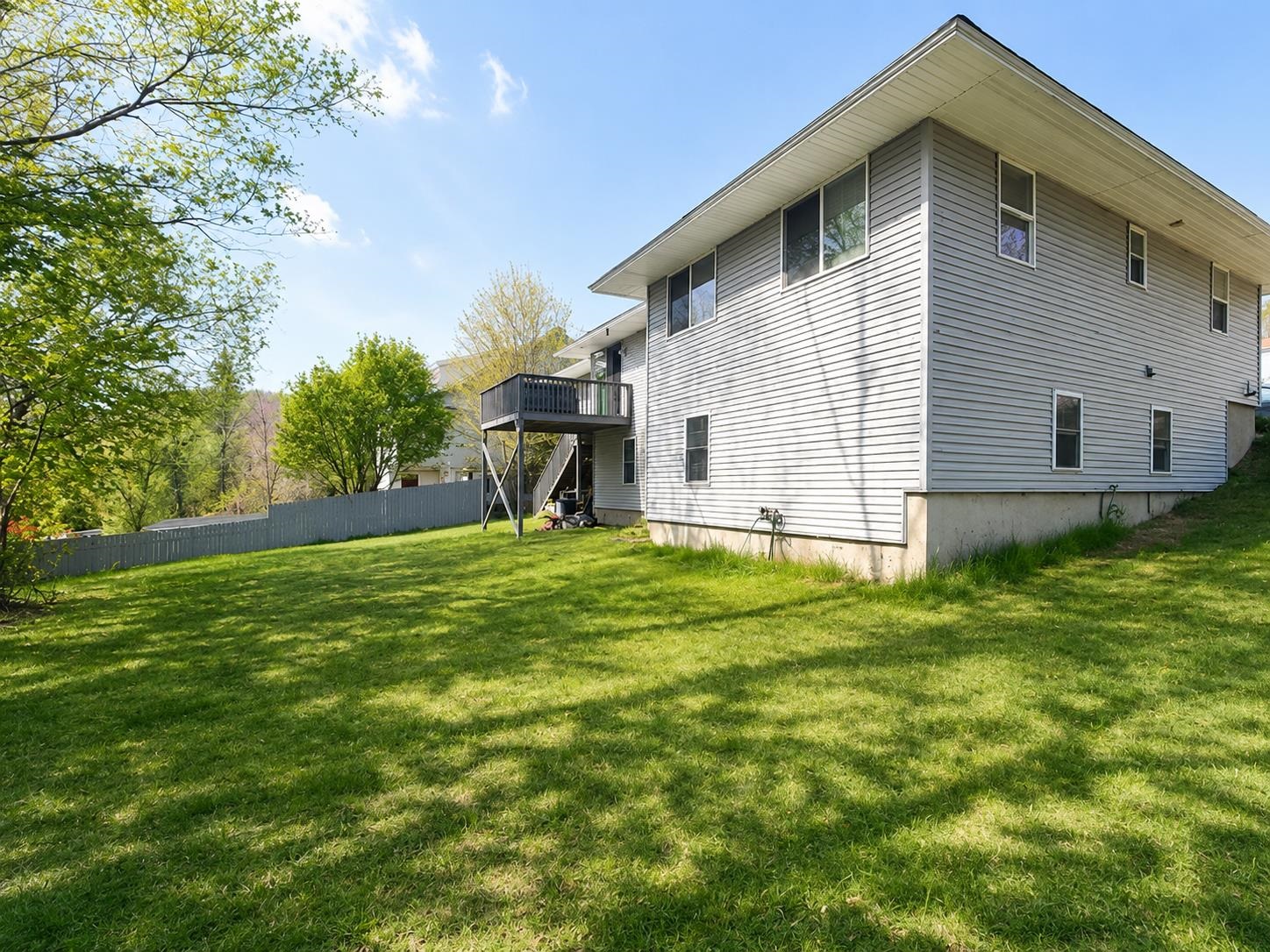 49 Jasper Street Berlin, NH 03570 - Photo 2 of 20