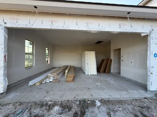 $501,549 | 150 Lake Hudson Circle, Thibodaux, LA 70301