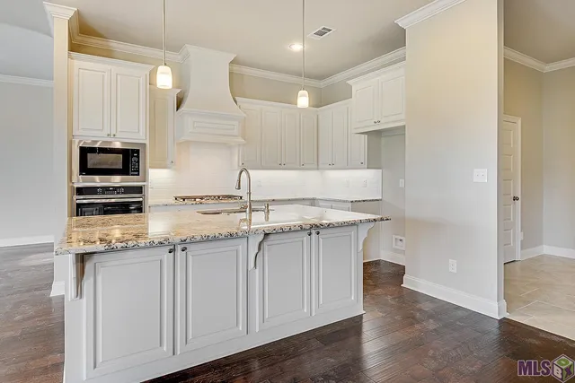 $501,549 | 150 Lake Hudson Circle, Thibodaux, LA 70301