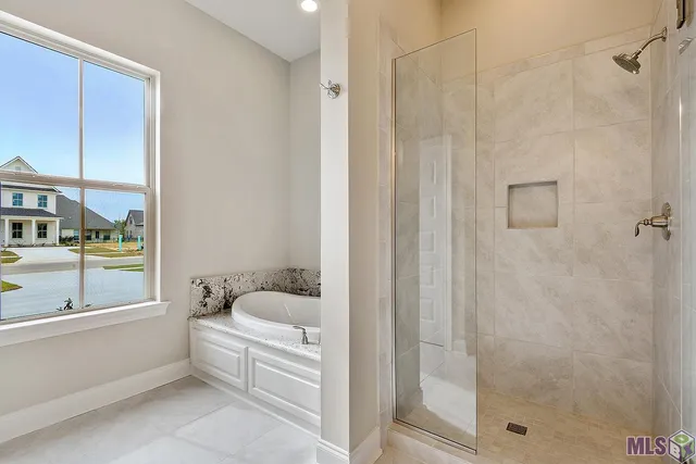 $501,549 | 150 Lake Hudson Circle, Thibodaux, LA 70301