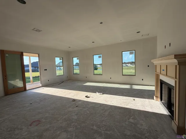 $501,549 | 150 Lake Hudson Circle, Thibodaux, LA 70301