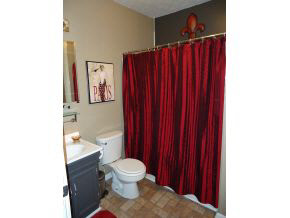 504 East 12th Street Rochester, IN 46975 - Photo 8 of 13