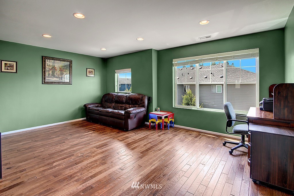 18503 36th Drive Southeast Bothell, WA 98012 - Photo 15 of 19