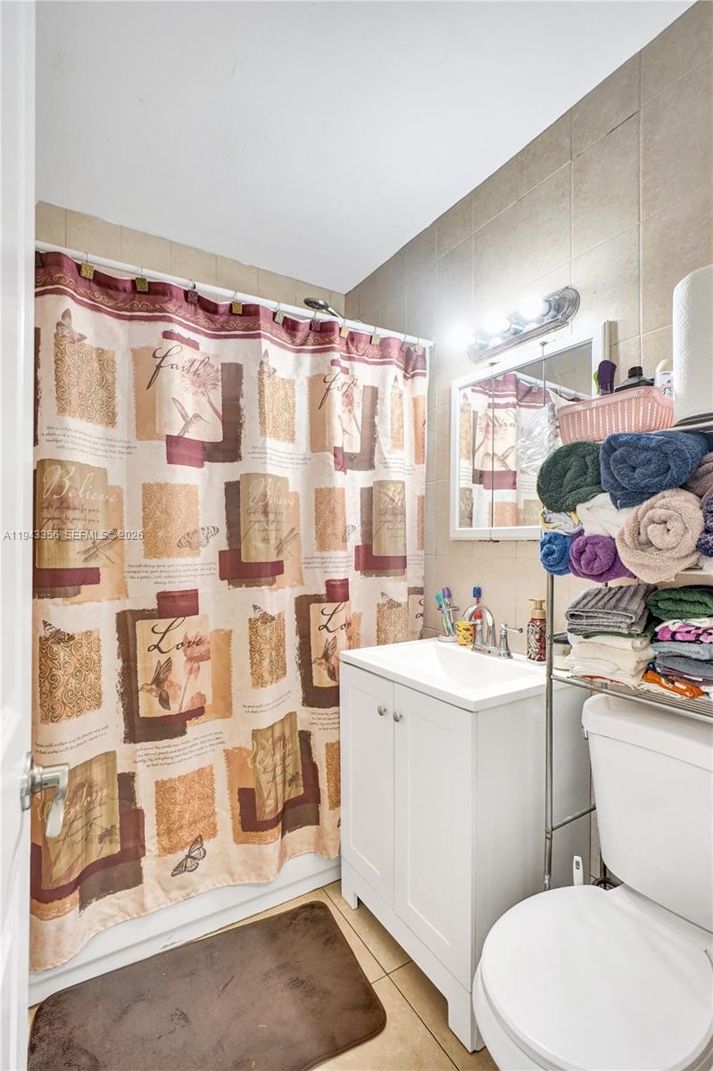 1748 Northwest 57th Street Miami, FL 33142 - Photo 16 of 31