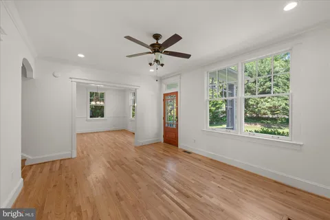 $1,050,000 | 3810 Dresden Street, Kensington, MD 20895
