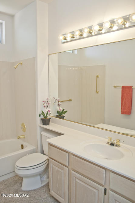 1295 East Royal Oak Road Oro Valley, AZ 85755 - Photo 25 of 34