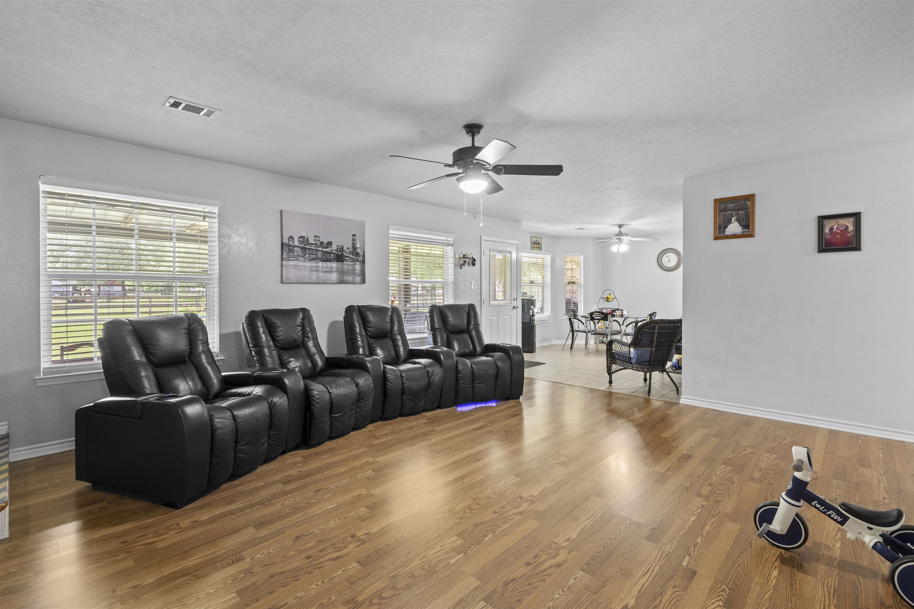 10393 Duncan Road Beaumont, TX 77713 - Photo 4 of 26