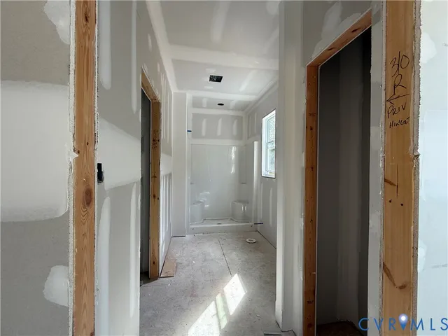 $319,900 | 369 Country Club Drive, Gasburg, VA 23887